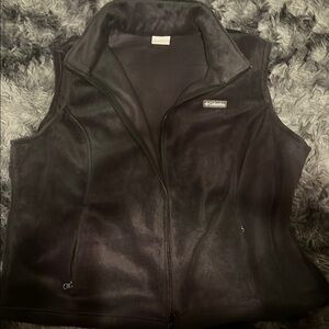 Columbia Women's Black Fleece Vest